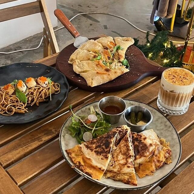 The Blue Door Coffee House (Johor Bahru)